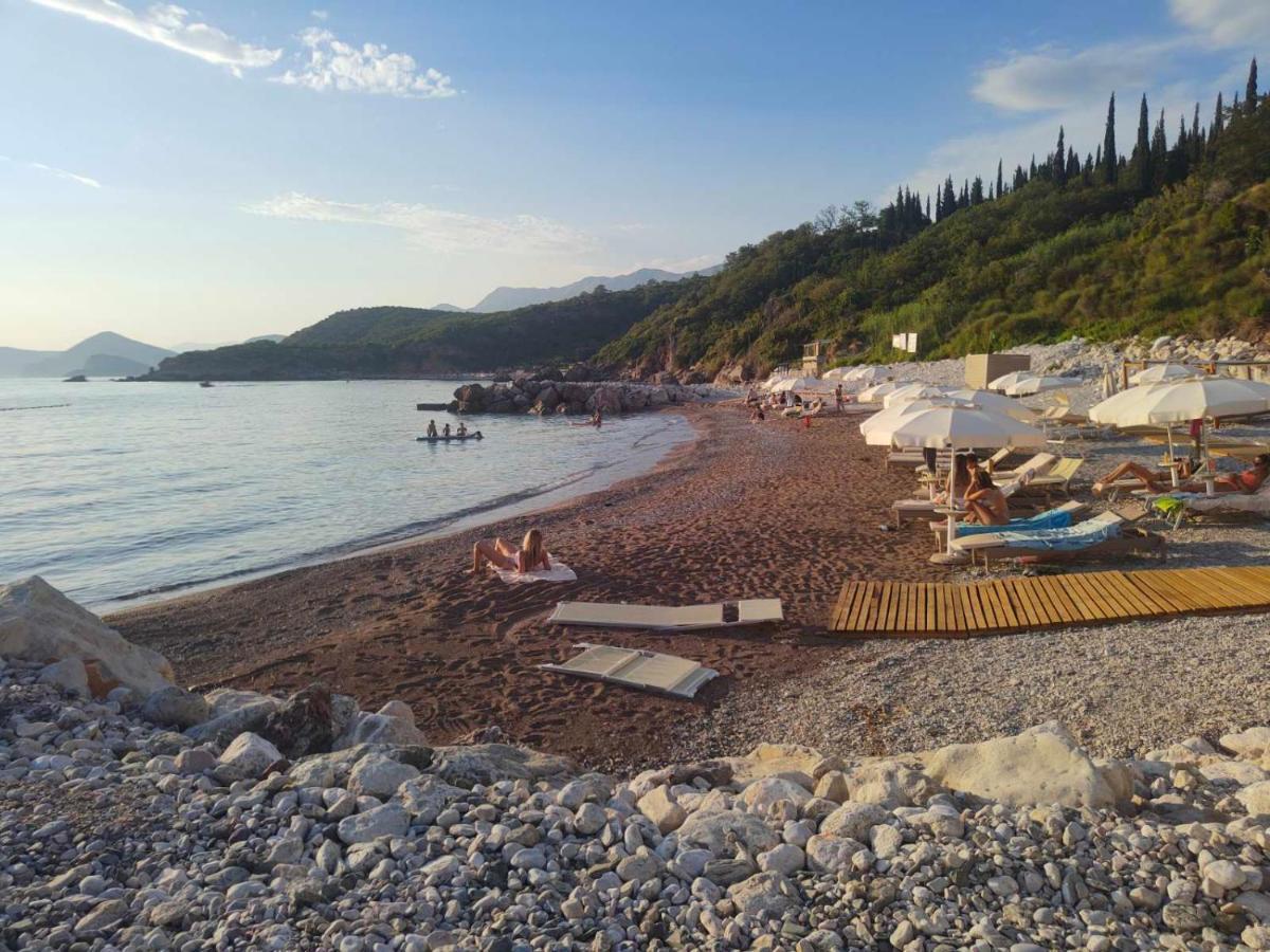 Apartments Drobni Pijesak Petrovac ภายนอก รูปภาพ