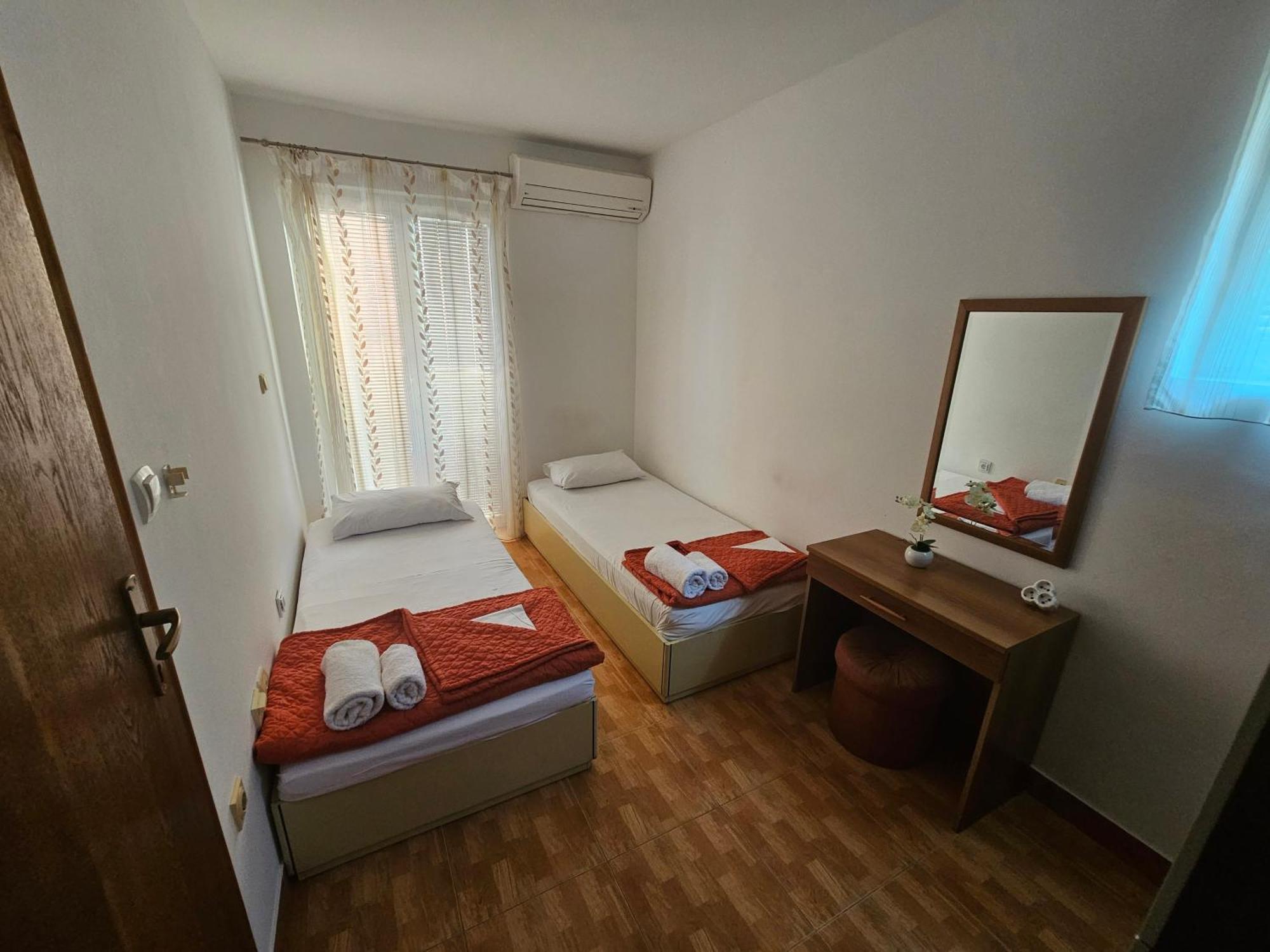 Apartments Drobni Pijesak Petrovac ห้อง รูปภาพ