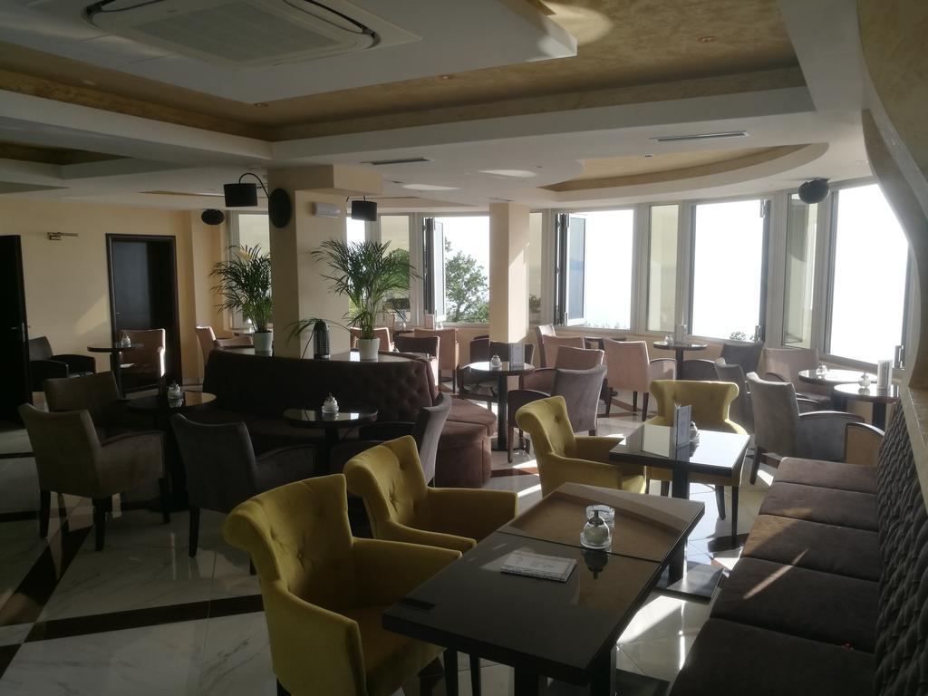 Apartments Drobni Pijesak Petrovac ภายนอก รูปภาพ